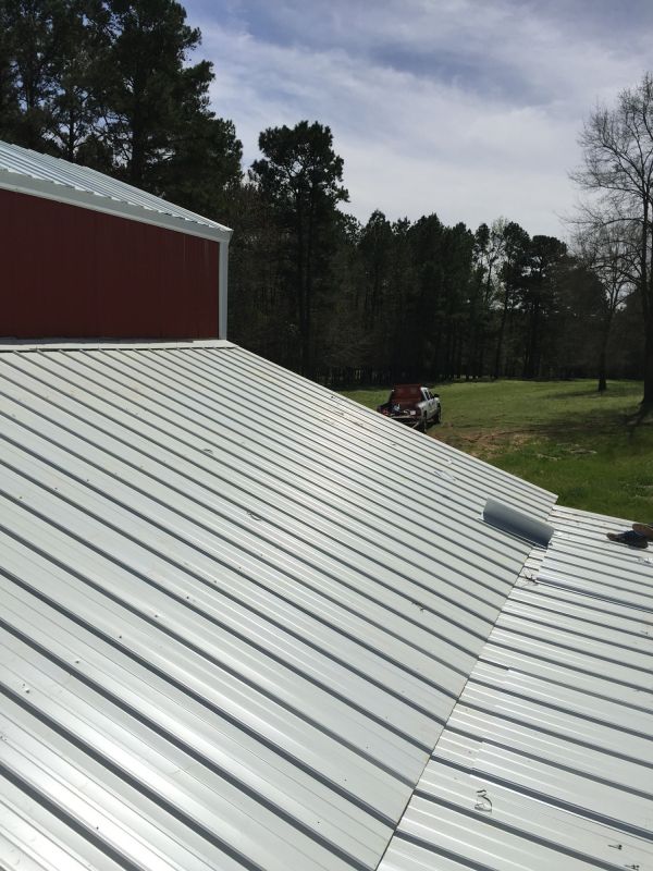 Barn Roof Installation in Newport, RI